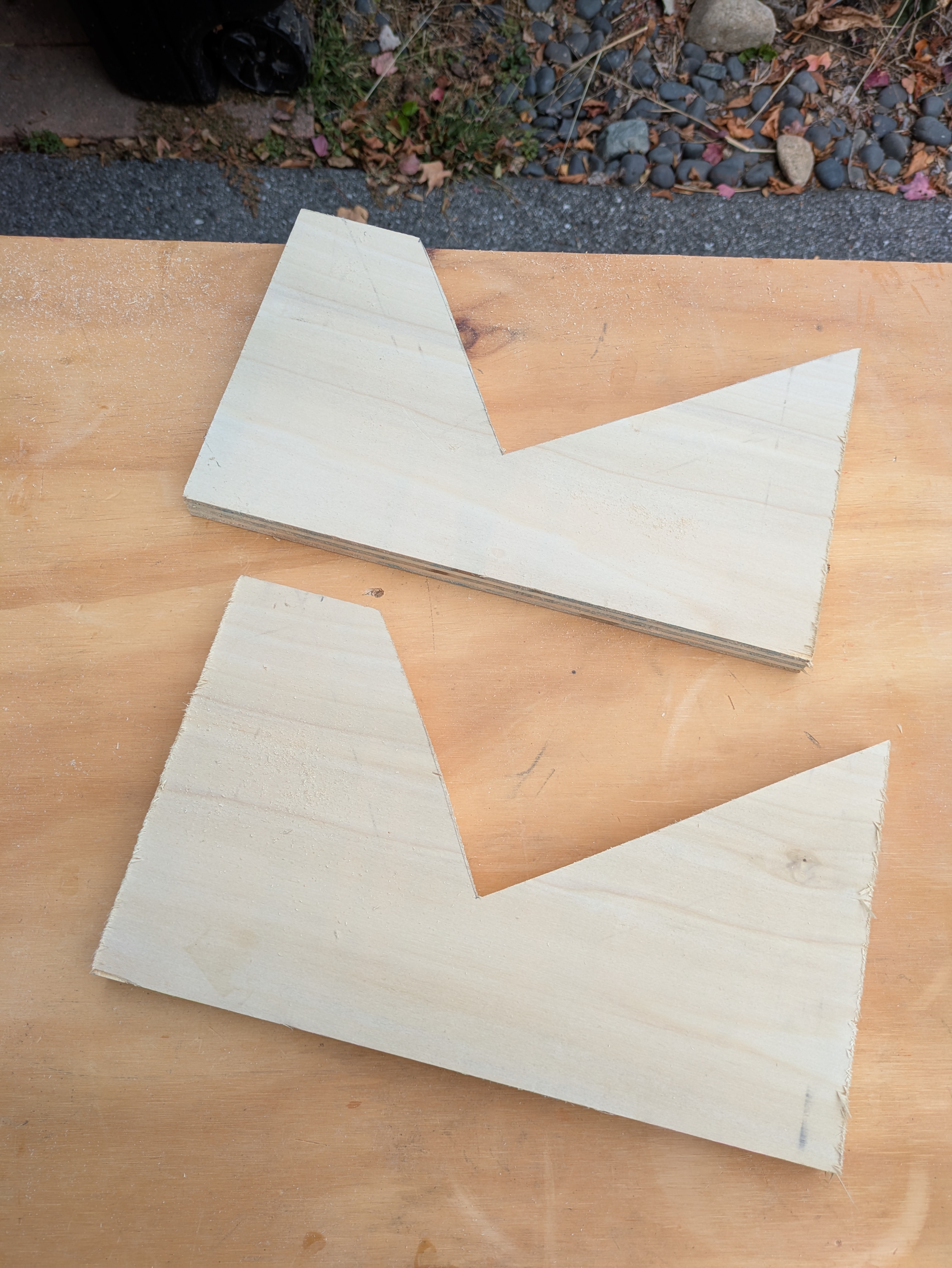 The initial sides of the stand, cut with a jigsaw